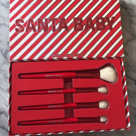 Kylie 2019 Holiday Collection Brush Set NWT - Picture 2 of 4